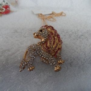 Pink & clear Crystal Lion Pin Pendant Necklace